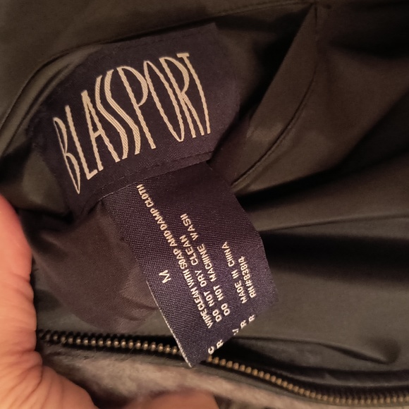 Reversible Faux fur Vest - Picture 5 of 7